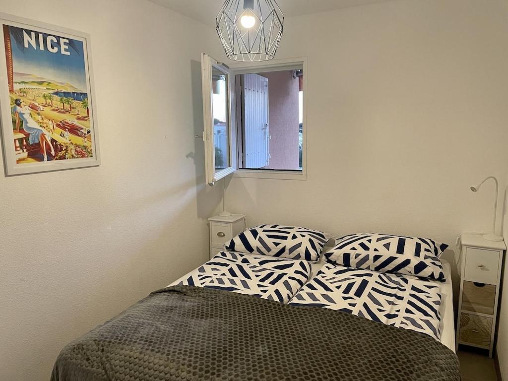 Apartment Newly Renovated Aircond-Wifi-Pool-Sea View-150M To Beaches- Сен-Глф Экстерьер фото